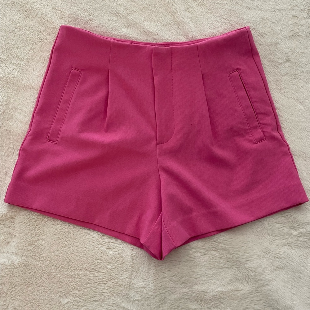 a new day pink shorts 💗